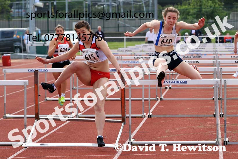 Women and Girls hurdles, 2022 North Eastern Track and Field Champs., Middlesbrough. David T. Hewitson/Sports for All Pics